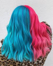 Bambi Balayage Couleur Sur Instagram Blue Raspberry Chewing Gum Smugbitch Utilise Pulpriot Ne In 2020 Two Color Hair Blue And Pink Hair Split Dyed Hair
