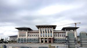 Aslen rizeli olan recep tayyip erdoğan, 26 şubat 1954'te i̇stanbul'da doğdu. 1000 Oda Yetmemis Ak Saray A 7 Bin Metrekarelik 250 Odali Ozel Konut Geliyor Diken