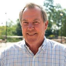 Mark Winkelman's Instagram, Twitter & Facebook