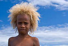 If forced, it could cause damage to the hair. Blond Wikipedia