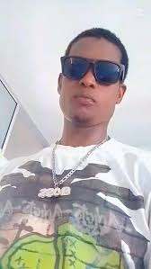 siw apresye mizik wou k pataje l , se sèl mwayen ou k ede m siw ta ,  renmenm avansé (no es verdad)