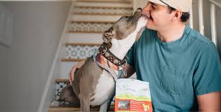 Family owned raw pet food company using humanely raised, sustainable, organic, whole food ingredients. Smallbatch