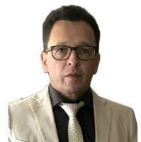 Stephen Pang's Instagram, Twitter & Facebook