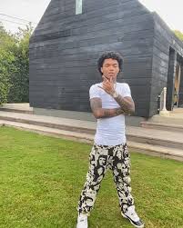 See full list on moneyinc.com Swae Lee Bio Age Net Worth Height Nationality Body Measurement Career