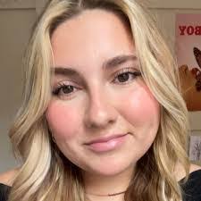 Ashley Tepe's Instagram, Twitter & Facebook