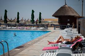 Oferte cazare gura portitei 2018. Complex Turistic Eden Gura Portitei Gura Portitei Romania