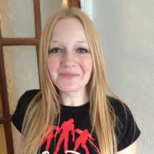 Vanessa Cave (@vanessa_xxxx)