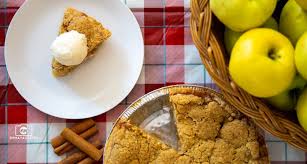 Combine apples, sour cream, sugar, flour, egg, vanilla and salt in large bowl and mix well. Delicious Dutch Apple Crumble Pie Recipe With The Simplest 5 Ingredient Pie Filling Emmaya Us