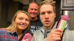Ontdek korte video's gerelateerd aan mcjuggernuggets op tiktok. Psycho Kid Ruins Thanksgiving 2 Mcjuggernuggets
