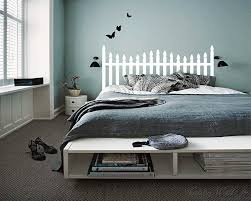 Nos stickers pour enfants sont donc teintés dans la masse, donnant ainsi des couleurs éclatantes qui ne se détérioreront pas dans le temps. Stickers Muraux Tete De Lit Avec Les Papillons