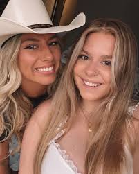 sydney scavarda (@sydneyoverbeck) • Instagram photos and videos