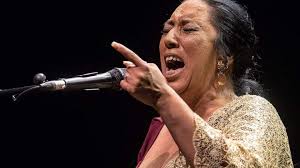 Lisa Hochstein's Hair Tips