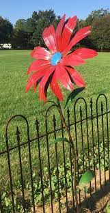 Large Metal Daisy Flowers Assorted Colors Garden Stakes Yard Decor Tin Can Flowers Metal Yard Art Metal Garden Art