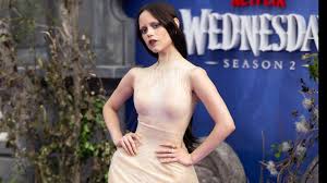 Jenna Ortega Naked Dress Wardrobe Malfunction