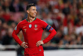 Cristiano Ronaldo Torna Se O Jogador Com A Carreira Mais Longa Na Selecao Portuguesa Record Tv Europa