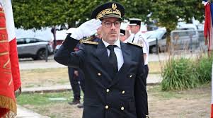 Photo qui est Christophe Antoni nouveau sous-préfet de Mamers