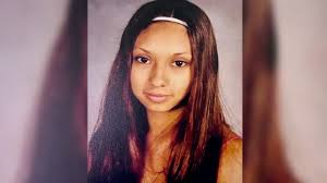 🎥 Familia de Emmery Muñoz lleva 19 años luchando por justicia y pide ayuda  a la comunidad en caso de tener información., 👉 Visita el enlace en la  biografía.