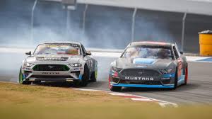 Nascar team owner roger penkse slipped earlier this. Watch A Nascar Mustang Twin Drift With An Rtr Mustang Top Gear