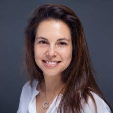 Diana Babb's Instagram, Twitter & Facebook