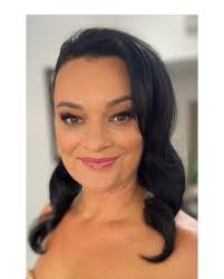 And we're off!! 2025 Here we Go… worked with the ever lovely @raejohnston  today for @dell at the @qt_hotels Sydney. @studio.3.eleven #hairandmakeup  #northernbeachesmakeupartist #filmandtelevision