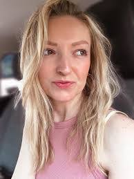 Melissa Talbot's Instagram, Twitter & Facebook