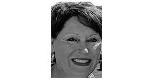 Amanda Kindred's Instagram, Twitter & Facebook