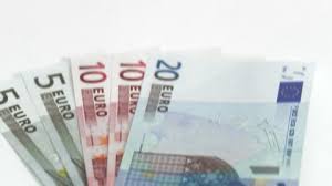 20 euroscheine zum ausdrucken euroscheine als scheck,.den man natürlich nicht wirklich einlösen kann. Shutterstock