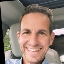 Stephen Gwin's Instagram, Twitter & Facebook