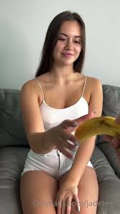 Jade 1 9
