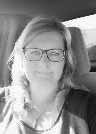 Any suggestions for painting a textured wall?