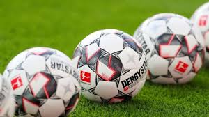 Mehr als 70 jahre wechselhafte geschichte. Fussball Wolfsburg Bl Spielplan Vfl Wolfsburg Spielt Sechs Mal Sonntags Sport Sz De