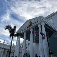 Here you will find beautiful first class hotels and budget hotels that all wallets can afford. Kompleks Mahkamah Kota Kinabalu 77 Ziyaretcidan 2 Tavsiye