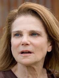 Deanne Grimes's Instagram, Twitter & Facebook