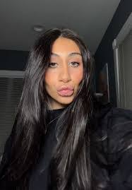 Bethany Schubert's Instagram, Twitter & Facebook