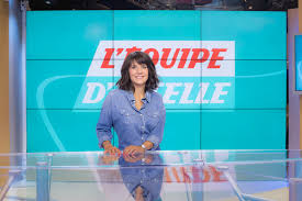 Au mois de mai, l'equipe d'estelle avait signé une part d'audience moyenne de 1,5% des individus de quatre ans et plus, selon médiamétrie. Regarder L Equipe D Estelle En Direct Play Tv