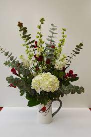 Christmas Floral Arrangement By Casey S Garden Shop And Florist Flower Arrangements Christmas Floral Arrangements Winter Floral Arrangements