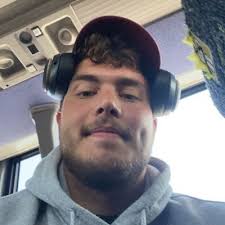 Derek Martel (@martel_derek)