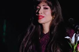 Selena, la serie de netflix con sello mexicano. Netflix Estrena Trailer Oficial De Selena La Serie La Tercera