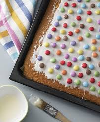Fantakuchen Vom Blech Einfach Und Schnell Fantakuchen Kuchen Kindergeburtstag Fantakuchen Rezept