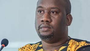 Il faut inculper Alpha Condé et le traduire devant les juridictions  compétentes (Par Aliou Bah) |