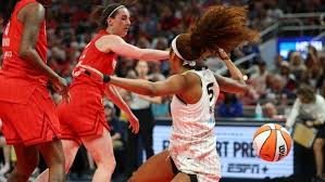 Caitlin Clark says flagrant foul for shoving Angel Reese was not  'malicious' : r/sports