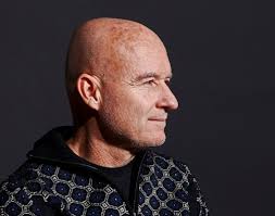 Choreographing Experiences in Space: Olga Viso Interviews Jim Hodges