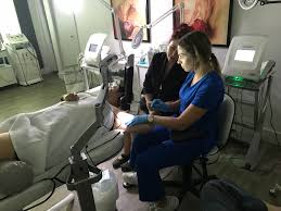 Petersburg skin & laser is a great addition to st. Luxury Laser Palm Harbor Plastic Surgery Centre Dr Jay Ross Dr Jennifer Buck