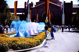 The California State Fair 1959 No Longer At This Location In 1968 Now Referred To As Cal Expo California State State Fair Places Ive Been