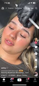 Alyssa Burger's Instagram, Twitter & Facebook