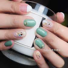 颱風天依舊不忘記美美的約會 nails nailart gelnail gelnails taiwan taipei ネイル ネイルアート 광선검 광선블러셔 광선요법 光療 光療指甲 台北 台北東區 suesue手作美 nail polish
