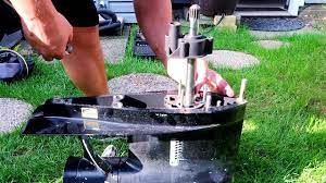 Mercruiser Impeller Replacement Alpha One Impeller Youtube