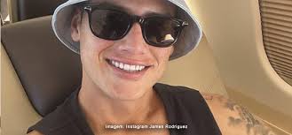 James posta no avião, faz mistério e recebe enxurrada de Tricolores