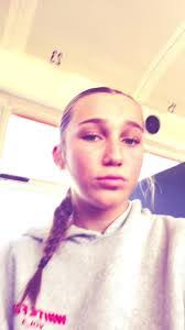 Alexis Albritton's Instagram, Twitter & Facebook