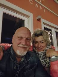 Wir sind mal kurz weg... Wir sind bis Mittwoch, 4. Dezember im Urlaub Ab  Donnerstag, 5. Dezember sind wir wieder für euch da Wir wünschen euch eine  schöne Zeit, bis bald